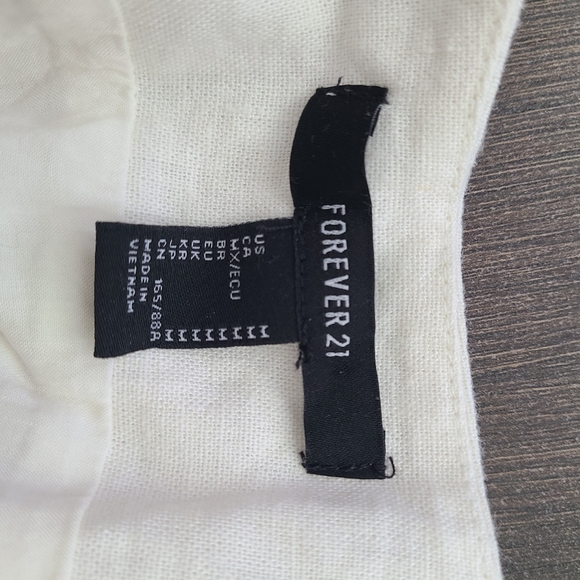 Cotton Crop Top - Picture 3 of 4